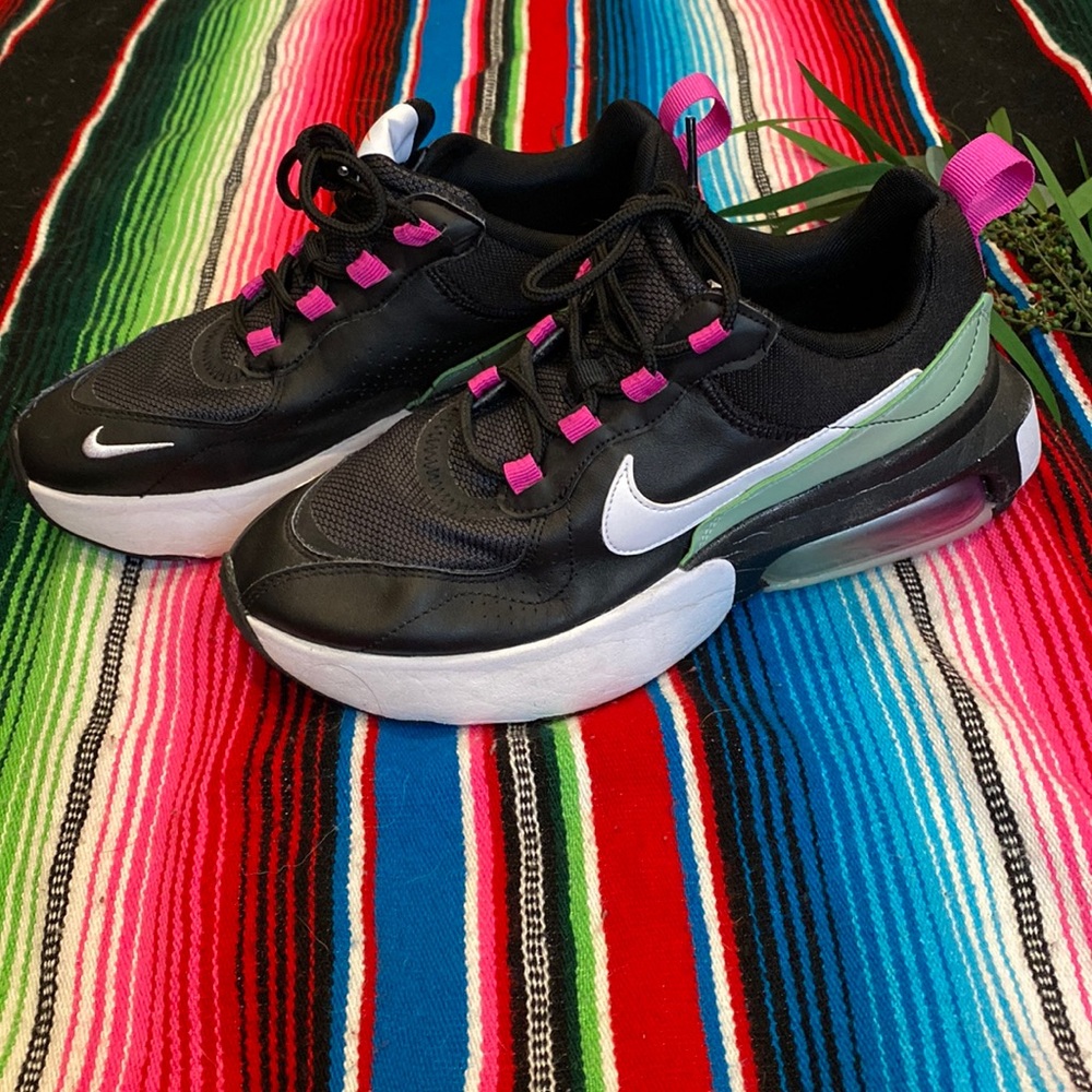 Women’s Nike Air Max Verona